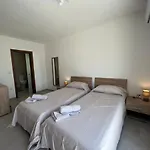 Sea Front Penthouse Apartman