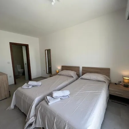 Sea Front Penthouse Apartament