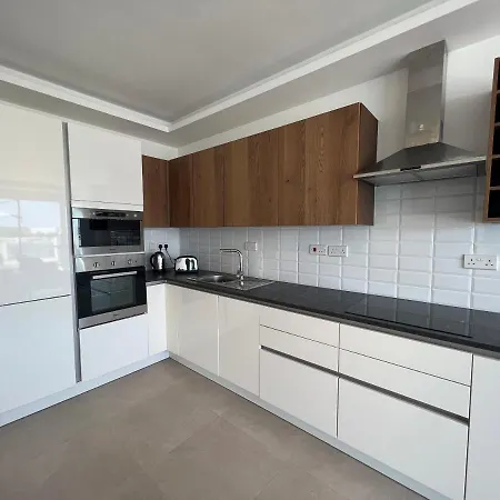 Sea Front Penthouse Apartman