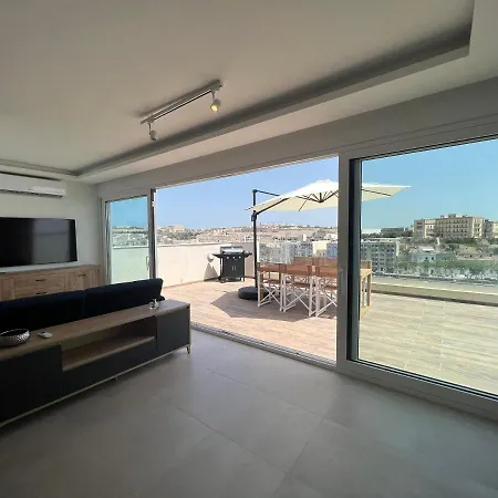 Apartman Sea Front Penthouse