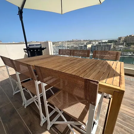 Sea Front Penthouse Ta Xbiex